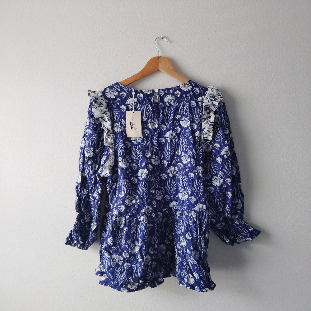 Universal Thread Navy Floral Blouse - Picture 4 of 6